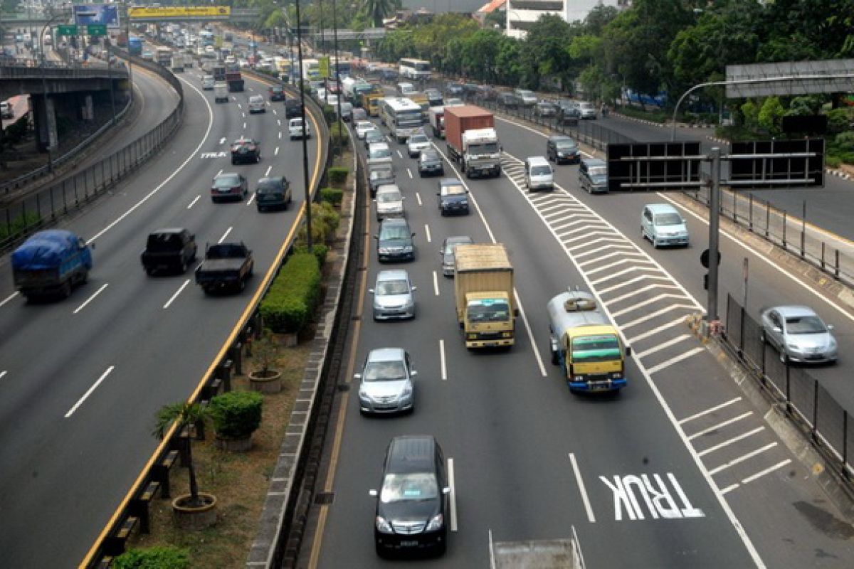 Tarif tol naik, pelayanan harus ditingkatkan