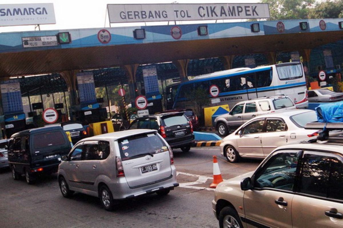 Pemudik diminta manfaatkan tiga jalur utama