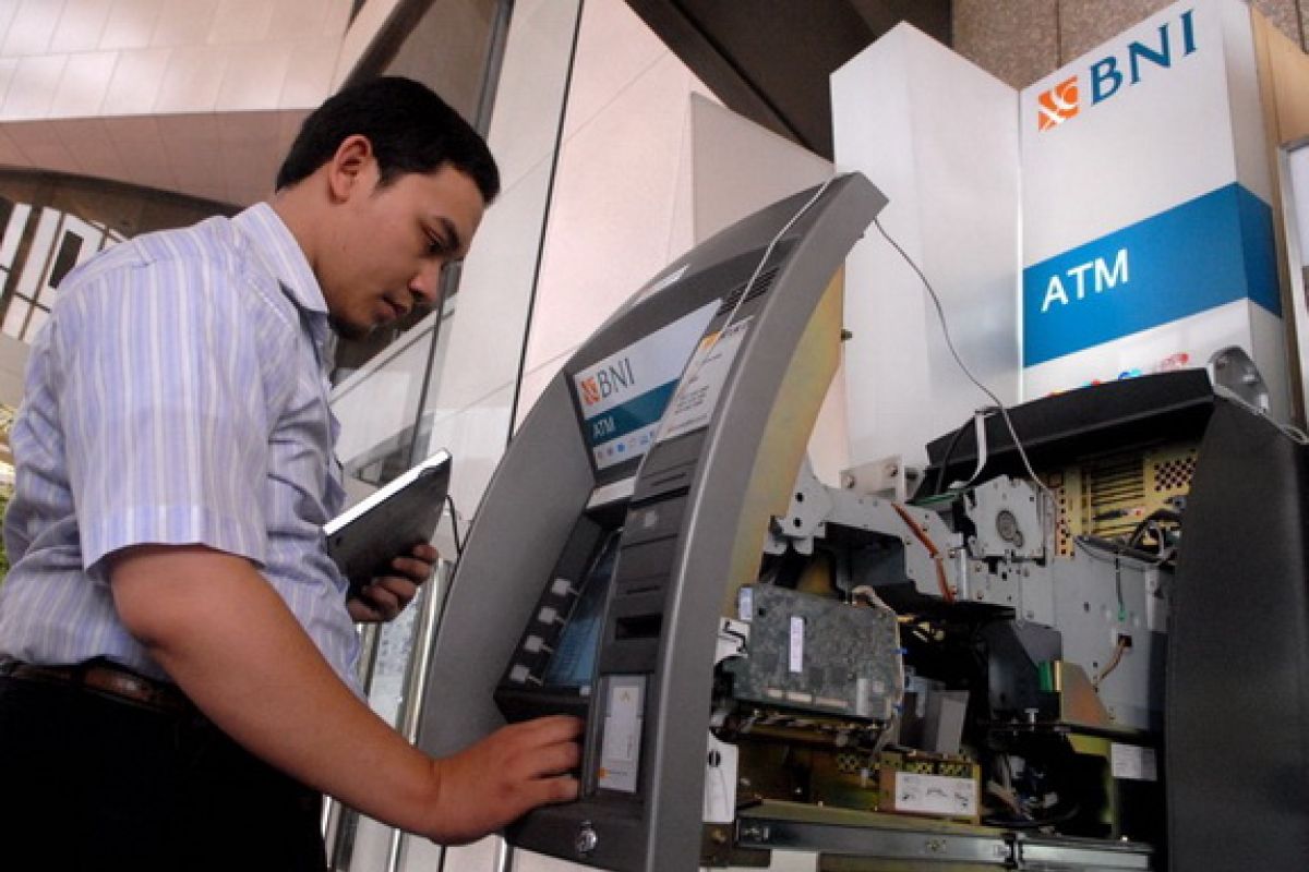 Gerombolan spesialis pencuri mesin ATM bank ditangkap