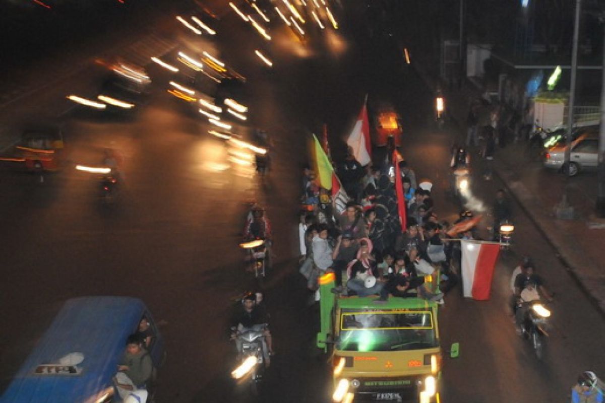 Sudah dilepas pejabat, pawai takbiran Lombok Barat berantakan
