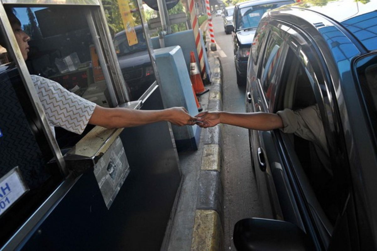 Jasa Marga: biaya tol tidak termasuk premi asuransi