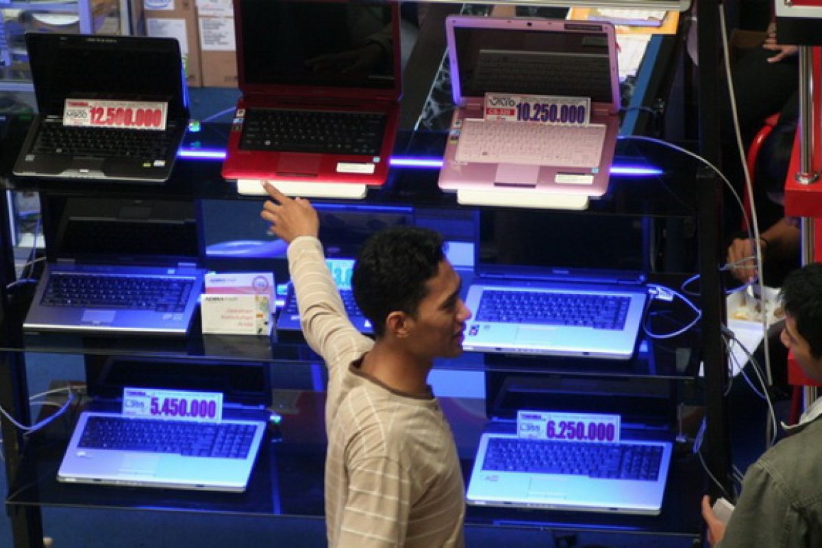 Selain produk kesehatan, penjualan laptop juga naik di Blibli