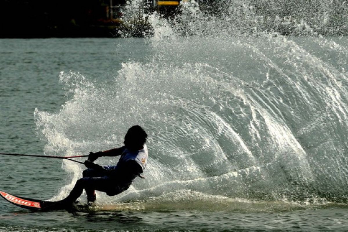 Atlet ski air Jabar ikut seleksi Kejuaraan Dunia 