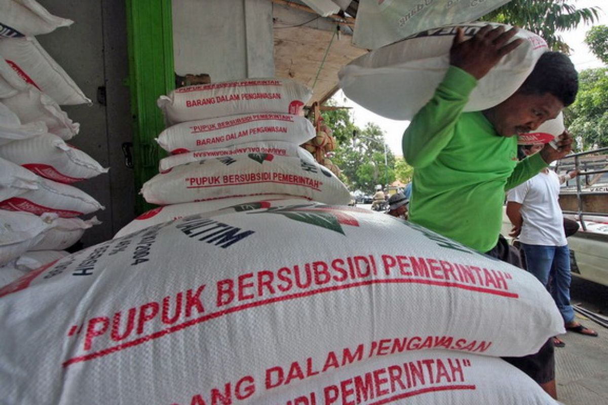 Produsen pupuk dalam negeri khawatirkan serbuan pupuk impor