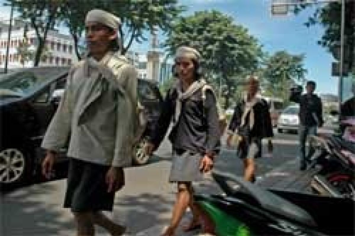 Lukisan Baduy Dipamerkan Di Jakarta