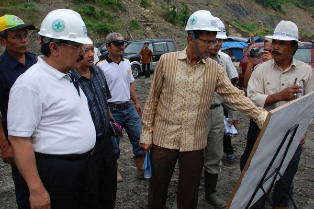 Belum rampung, proyek irigasi batang Sinamar belum dapat dimanfaatkan