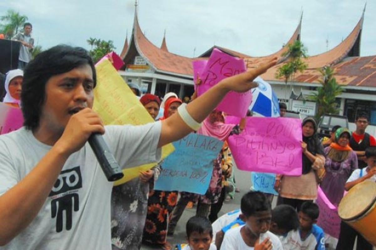 Warga Tarok Minta Pembangunan Kawasan Terpadu Dihentikan 