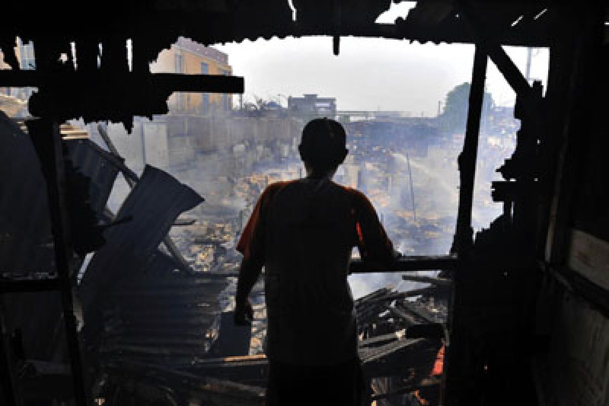 10 rumah terbakar di Penjaringan Jakarta Utara
