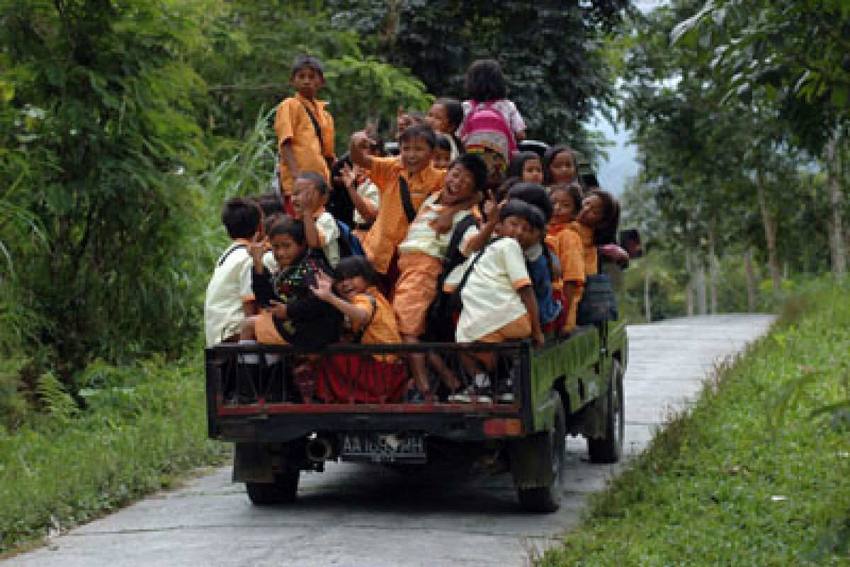 Jalan usaha tani dibangun di Mukomuko