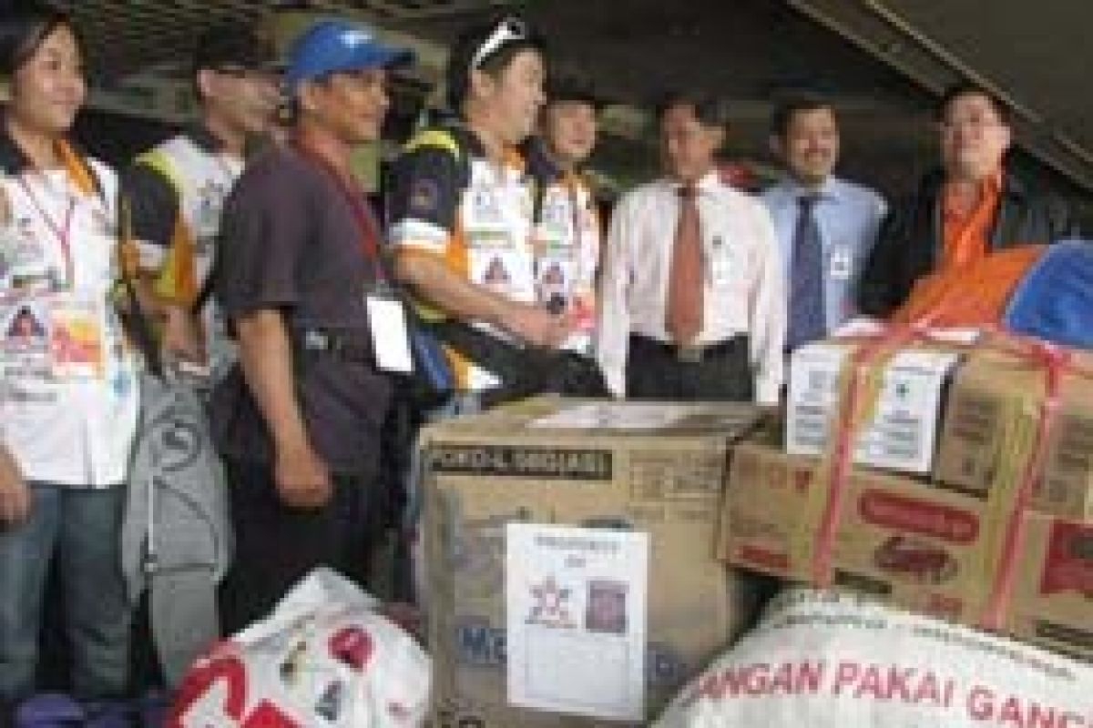 Batam City Send 16 Volunteers To Mentawai