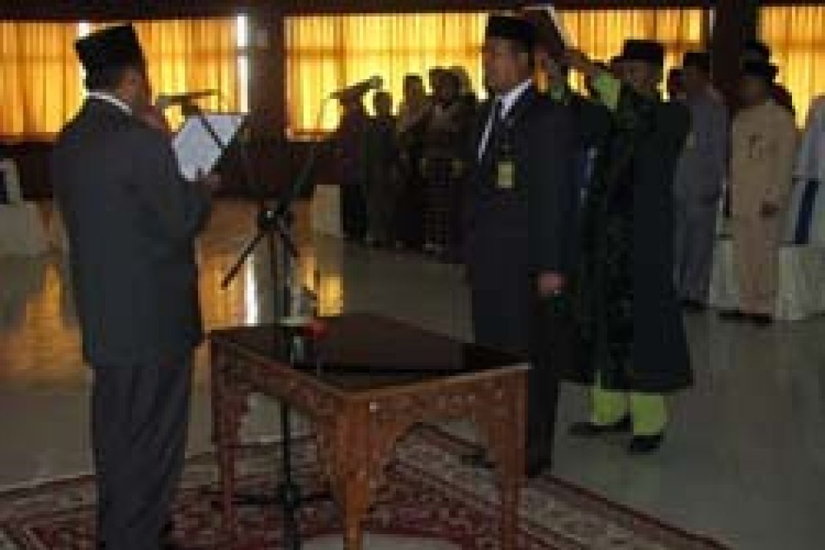Wali Kota Lantik Sekretaris DPRD Batam
