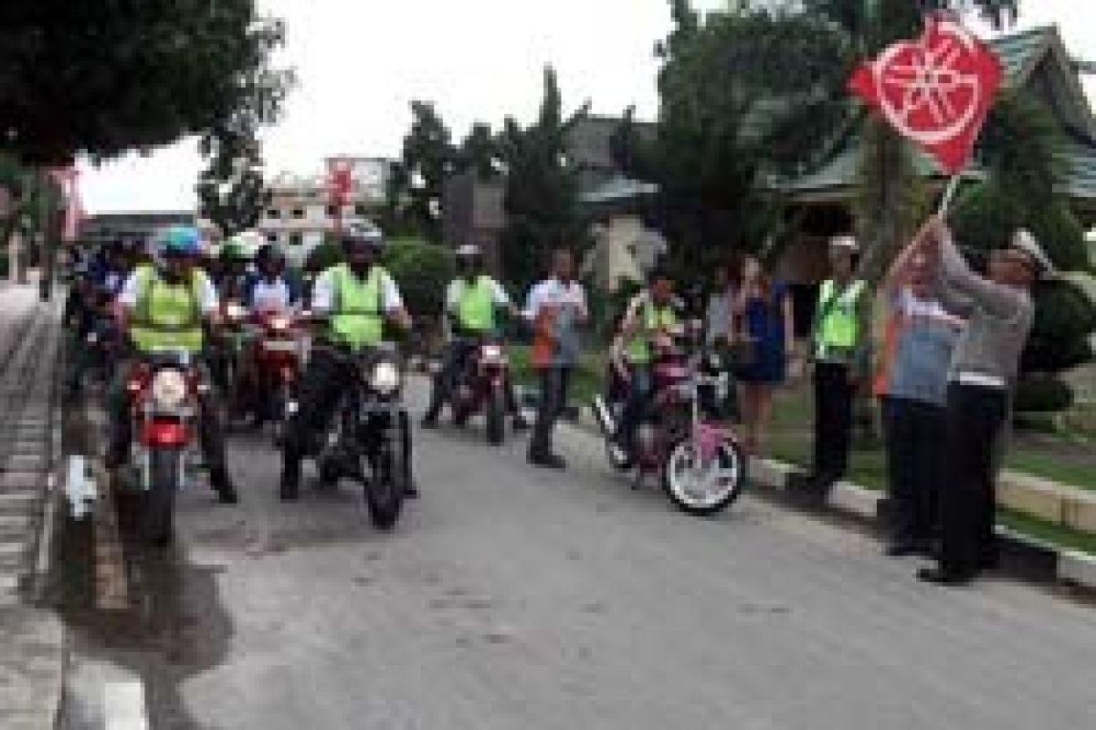 Ratusan Sepeda Motor di Karimun Kampanyekan "Safety Riding" 