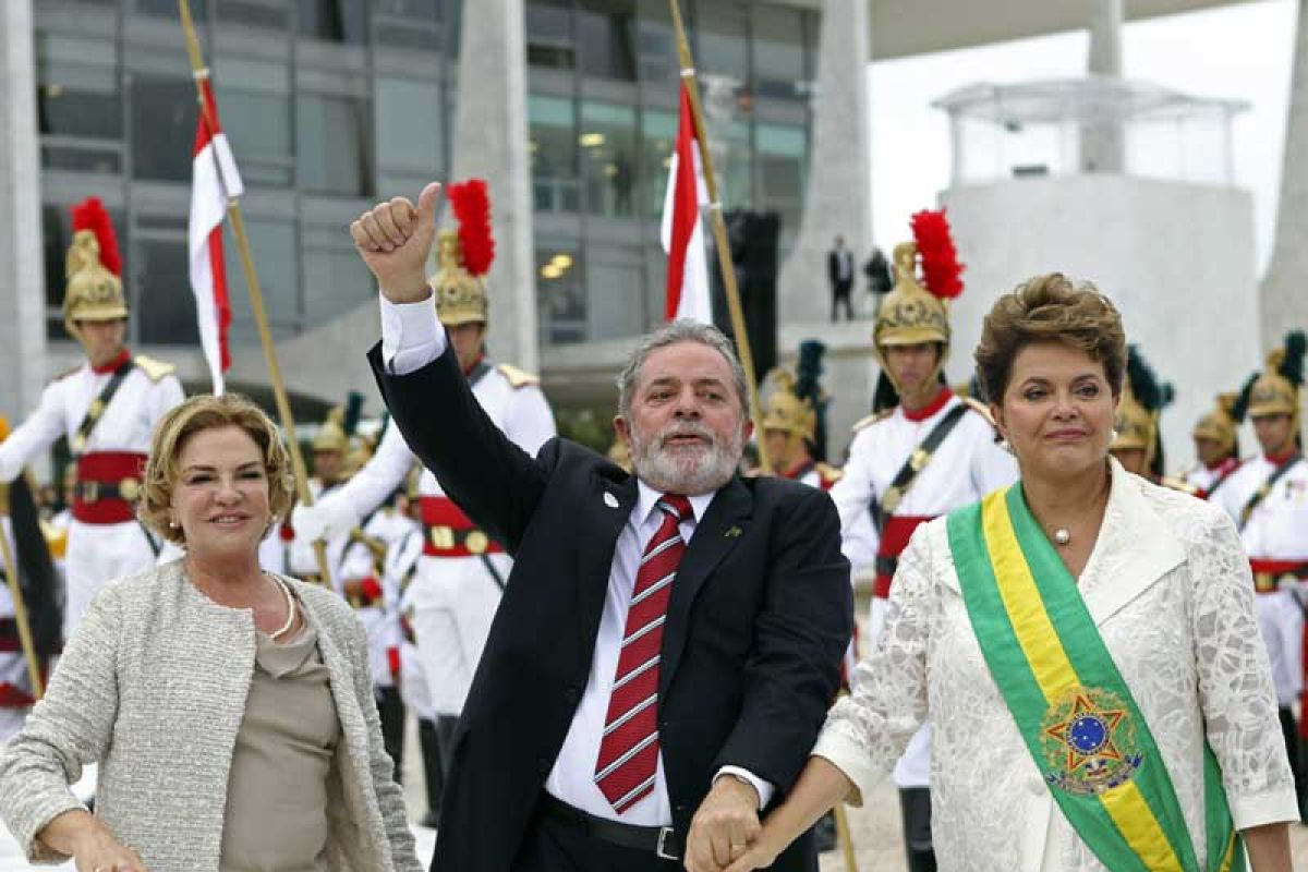 Mantan presiden Brazil ditahan terkait kasus korupsi