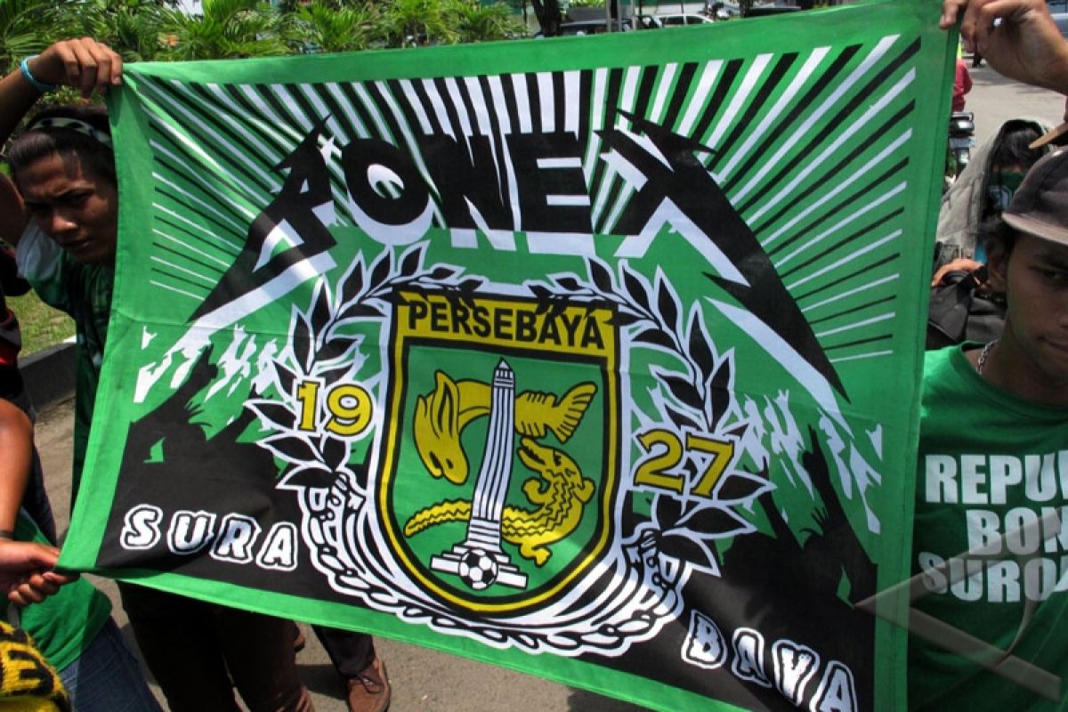 Demonstration hampers PSSI Congress, road congestion in Surabaya