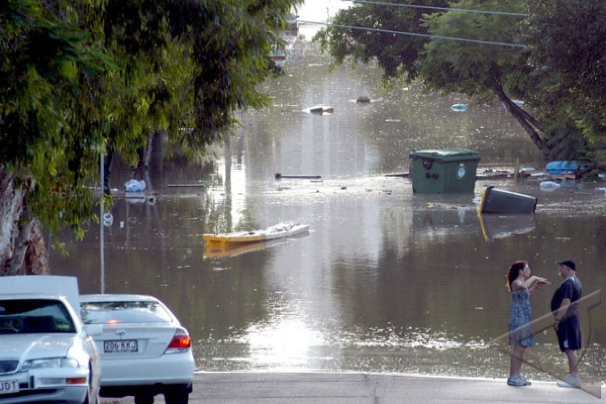 Bayi &quot;Ajaib&quot; di Tengah Banjir Maut Australia