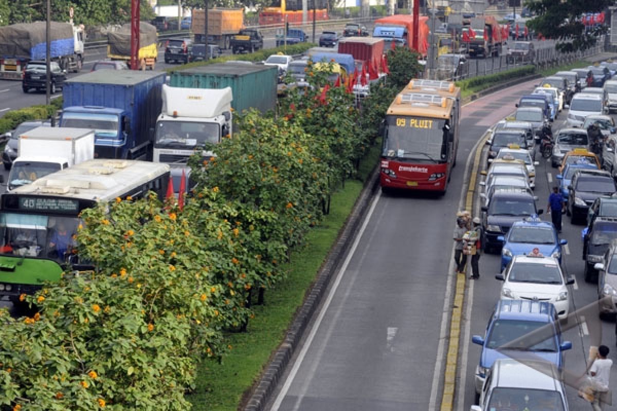 Pengalaman Menggunakan Koridor Baru Busway