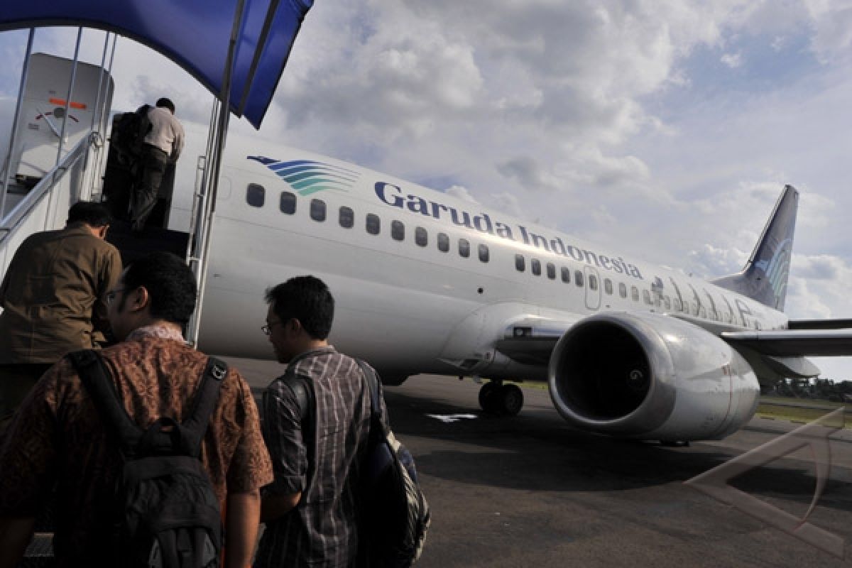 Tertunda terbang 2,5 jam, penumpang Garuda marah