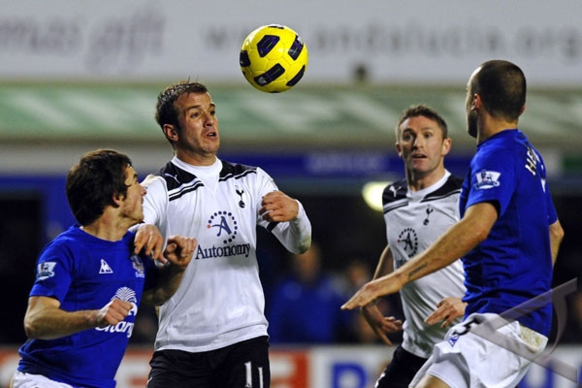 Everton menang 2-1 di kandang West Ham