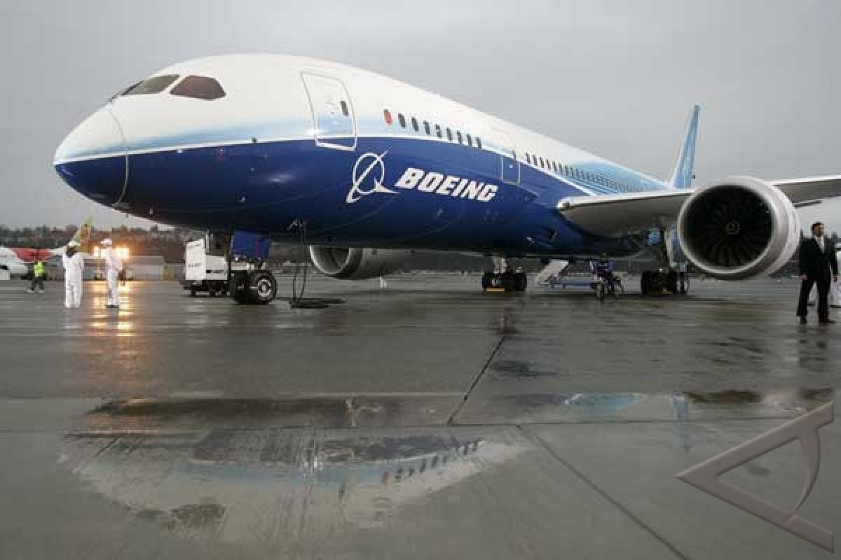 AS Sementara Kandangkan Pesawat Boeing 787 - ANTARA News