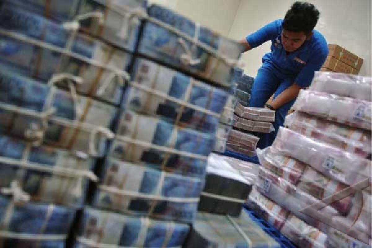 Rupiah melemah jadi Rp12.445 pada Selasa sore