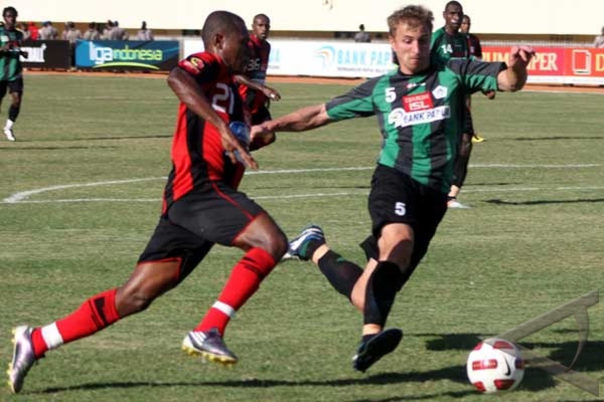 Persipura Ditahan Imbang Persiwa 1-1 