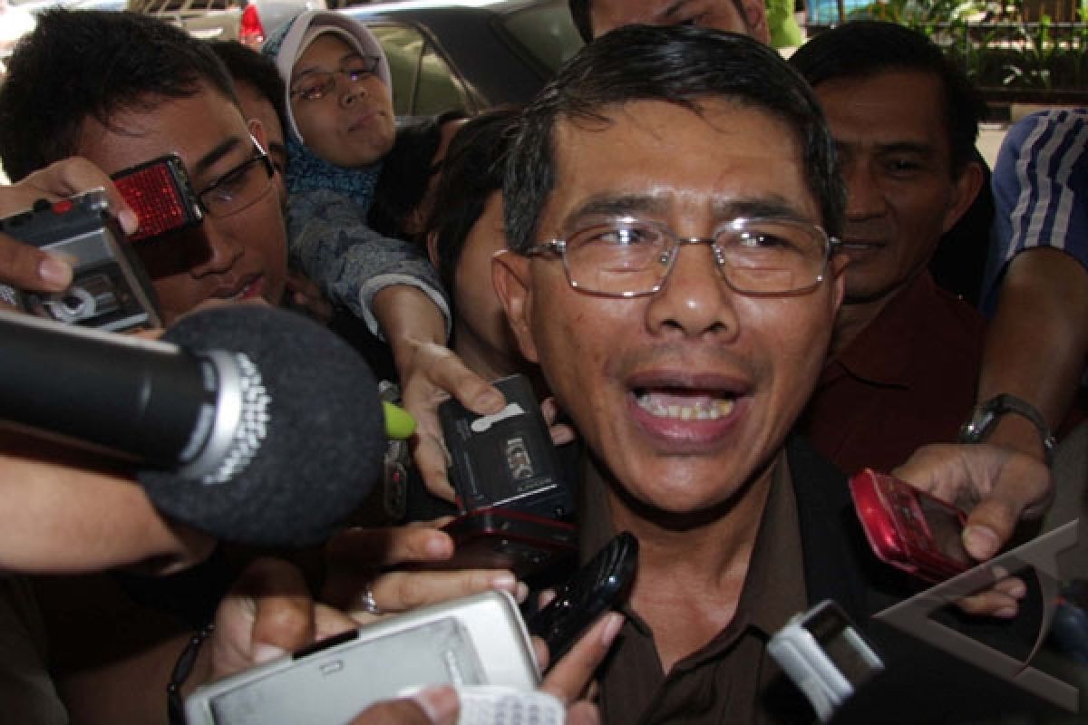 Police detain public prosecutor Cirus Sinaga