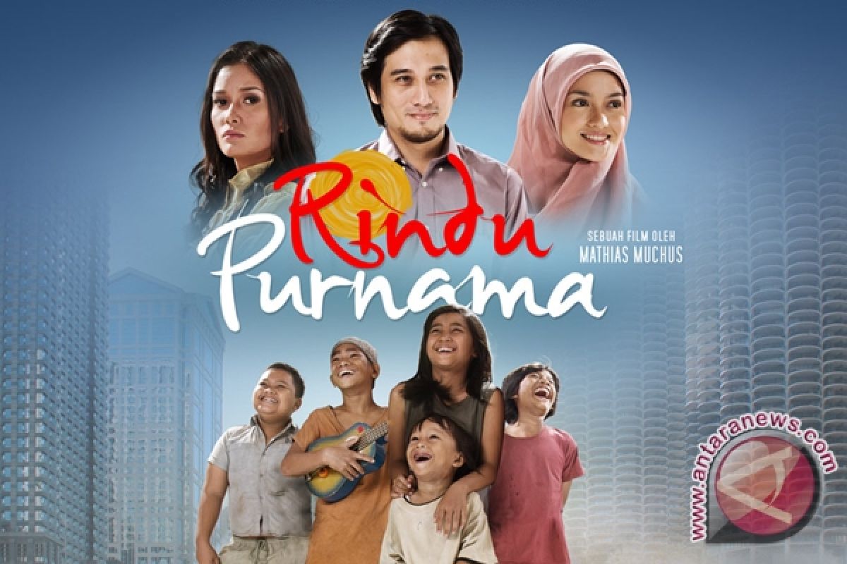 Titi Sjuman "Menindas" di Film Rindu Purnama