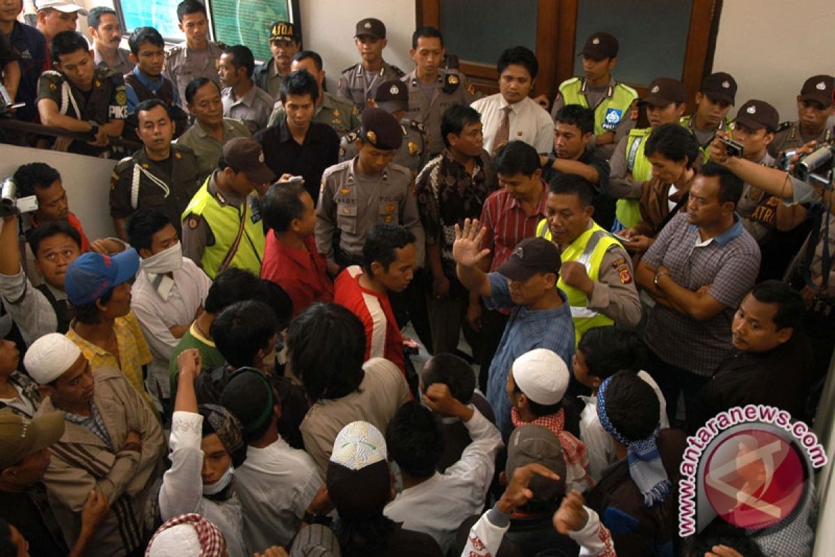 IPW Desak Polri Ungkap Dalang Penyerangan Ahmadiyah