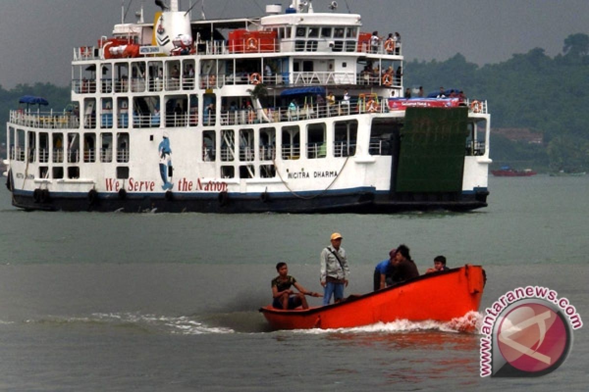 ASDP Kupang hentikan sementara pelayaran Fery