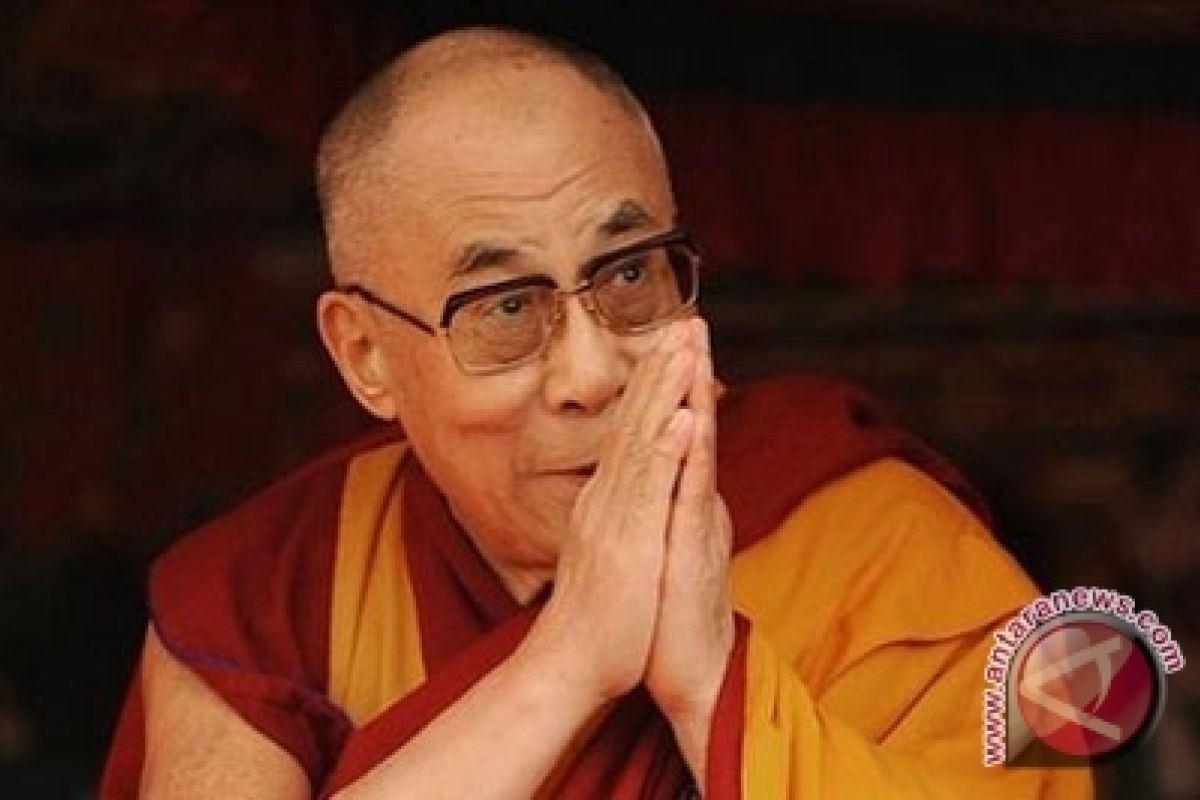 Dalai Lama`s nephew killed in US accident