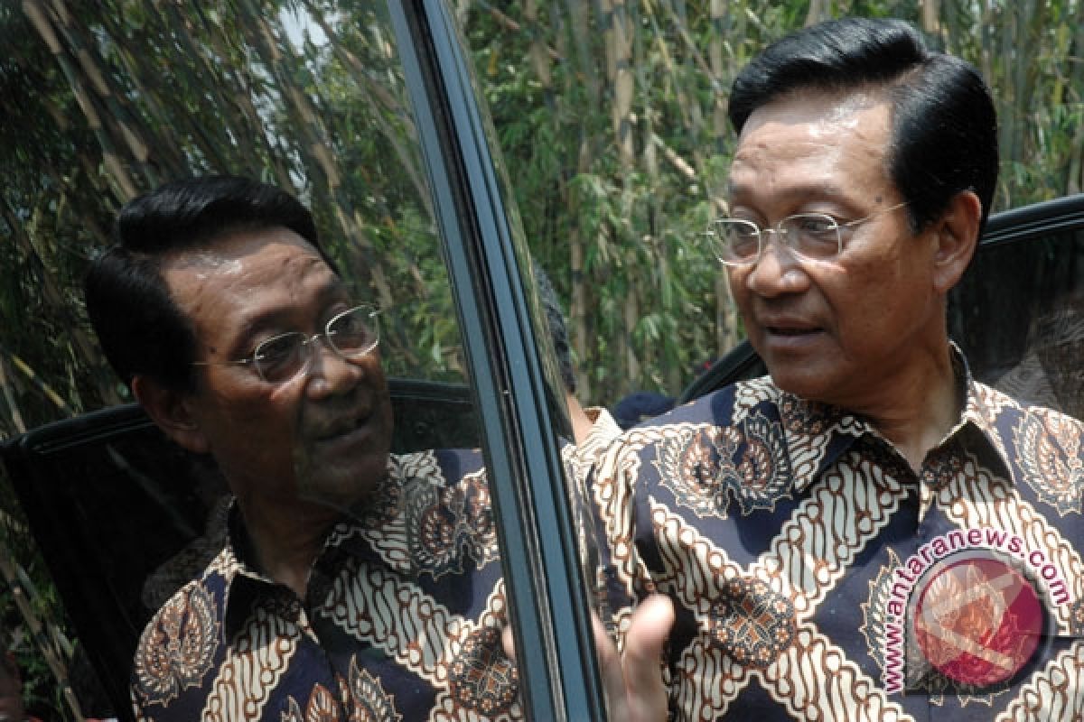 Sultan: Jangan Resisten dengan Demokrasi Ala Yogyakarta