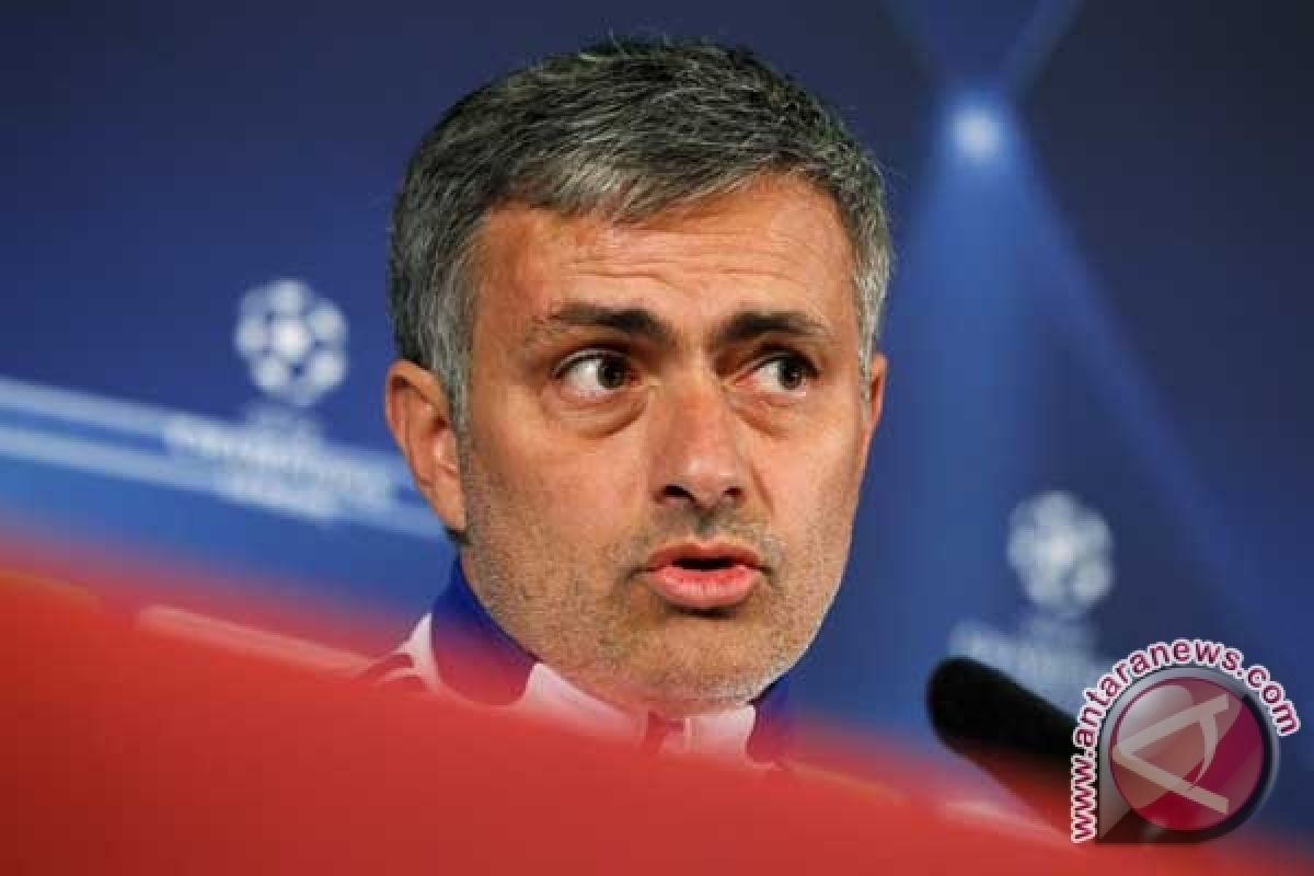 Mourinho: Tidak Ada Tekanan Bagi Kaka