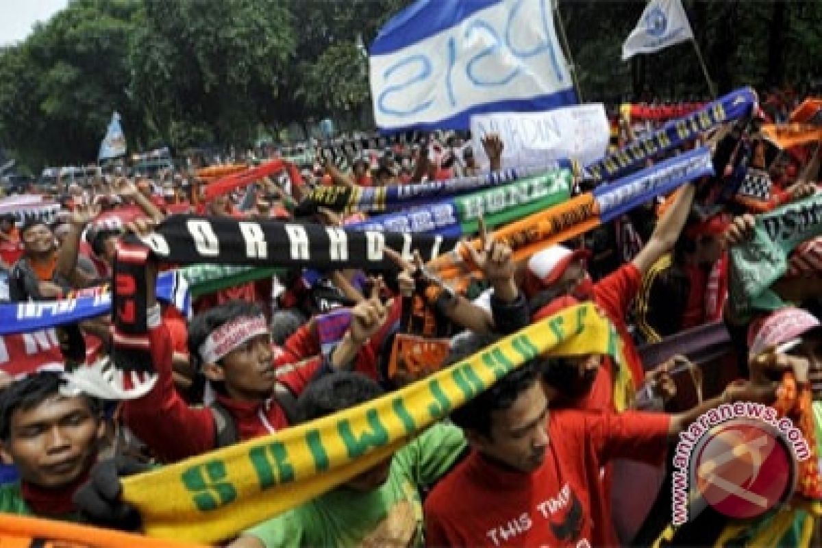 Agum Gumelar Ketuai Komite Normalisasi PSSI