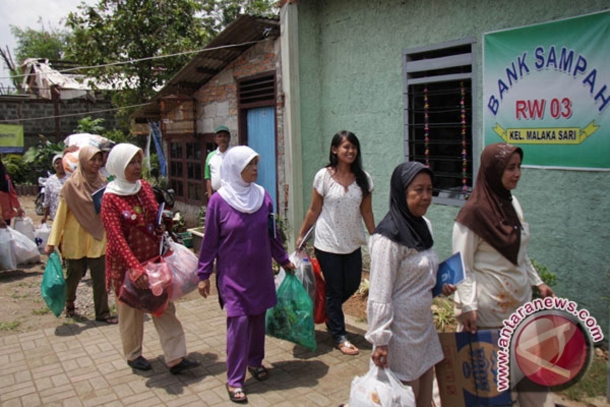 Bogor bangun bank sampah