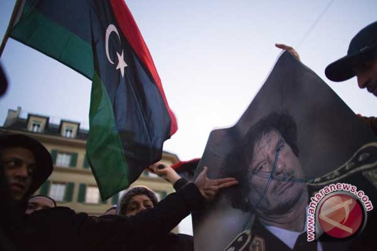 Gaddafi, family members to face travel ban: UN draft