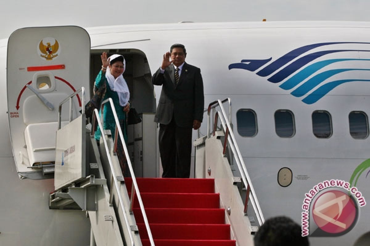Yudhoyono arrives home from Brunei Darussalam