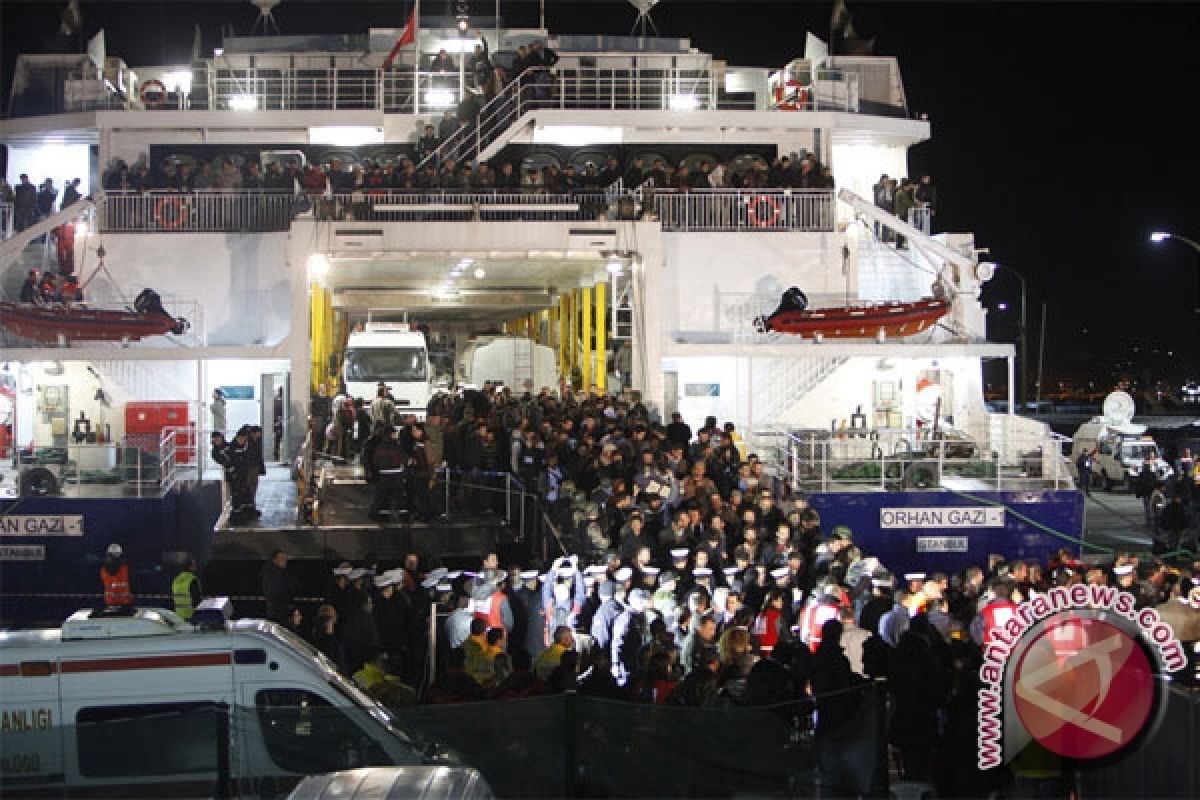 Kapal Turki Ungsikan 1.500 Warga dari Libya 