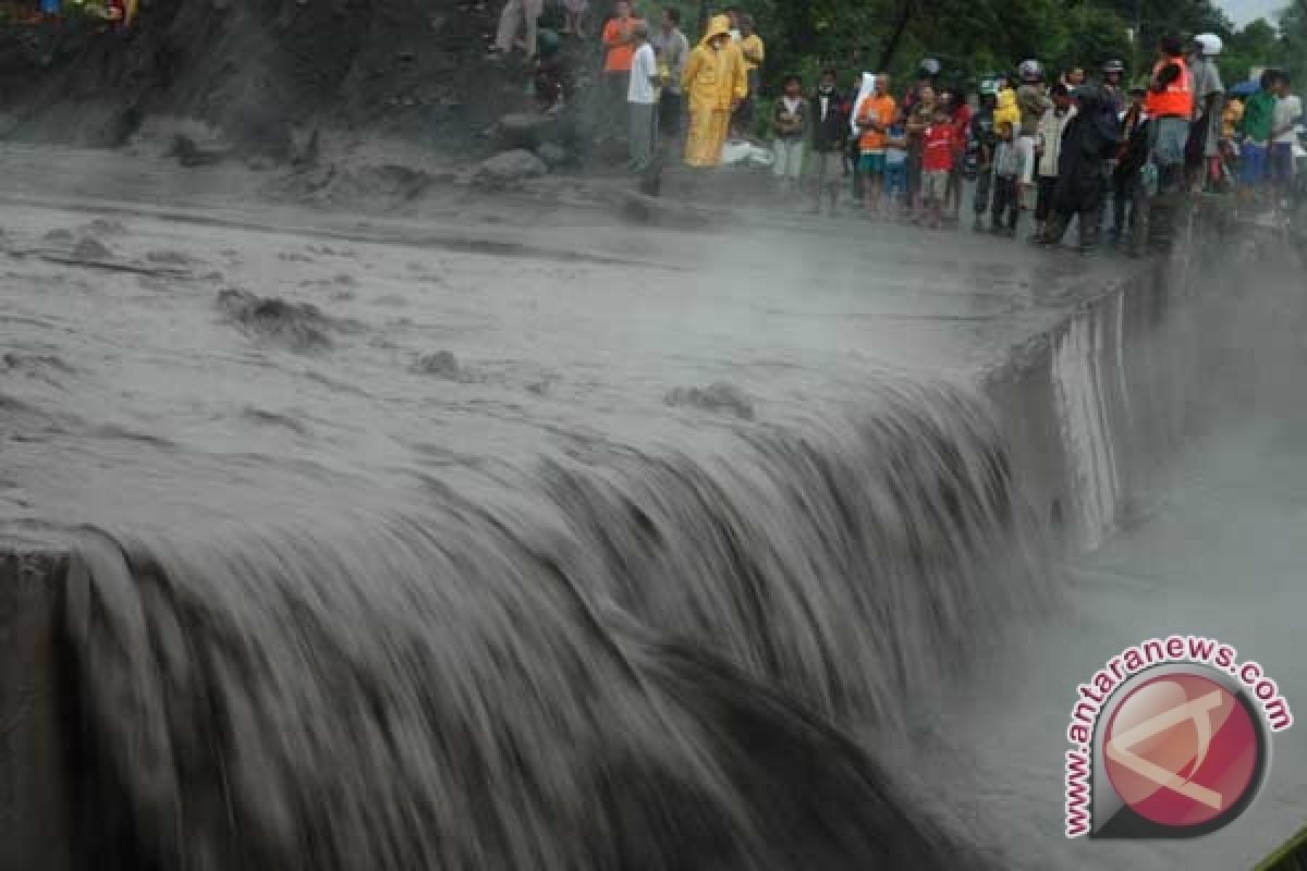 Curah hujan tinggi potensi banjir lahar dingin Merapi