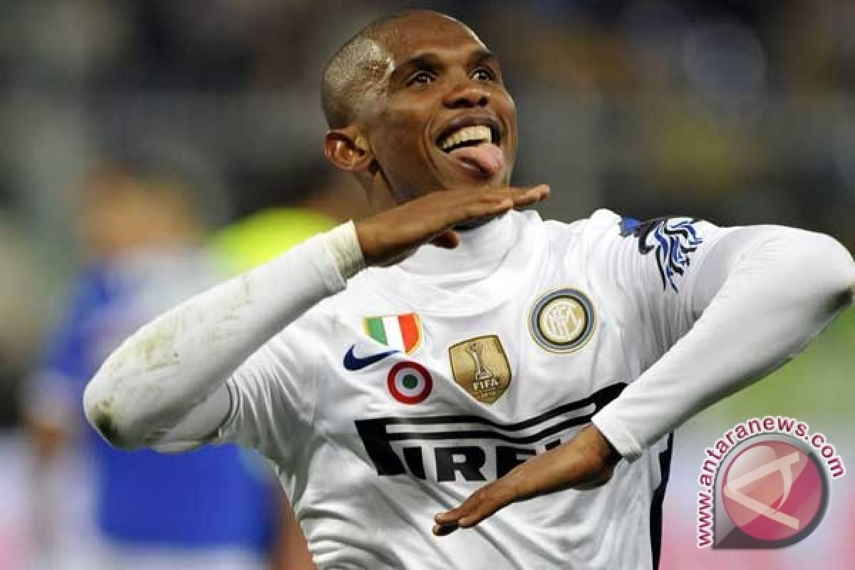 Samuel Eto'o disemati Anugerah Anti Rasisme