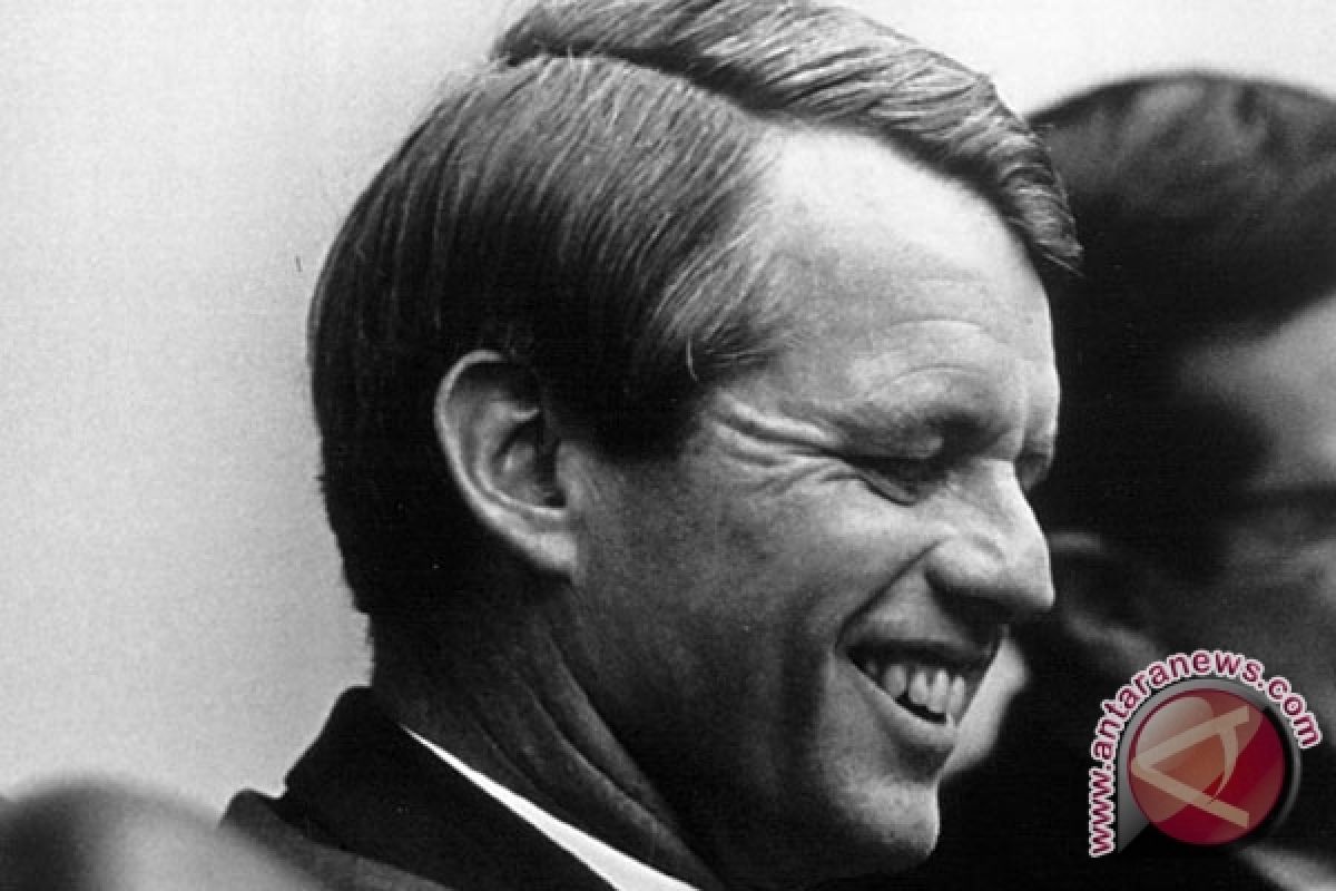 Pembunuh Robert F. Kennedy dikabarkan ditusuk di penjara