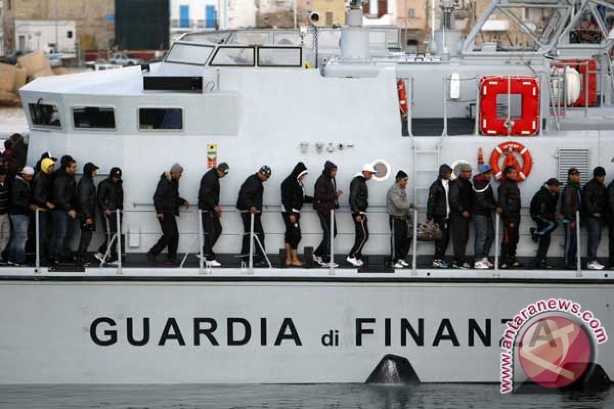 Penjaga pantai Spanyol selamatkan 267 migran