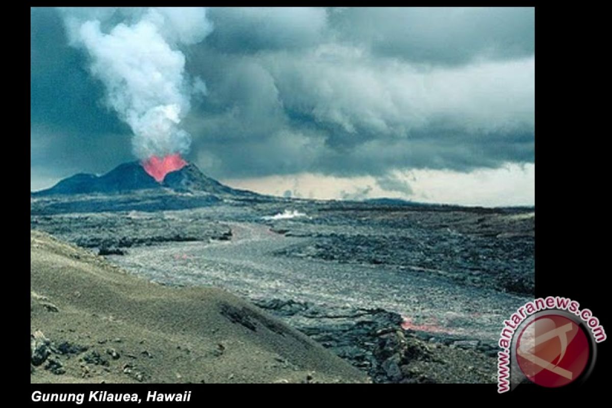 Gunung berapi di Hawaii makin aktif, celah-celah baru terbuka