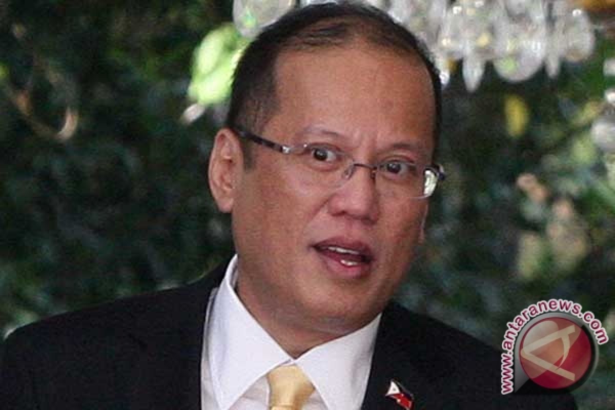 Presiden Aquino Resmikan PLTB, Undang Kritikan