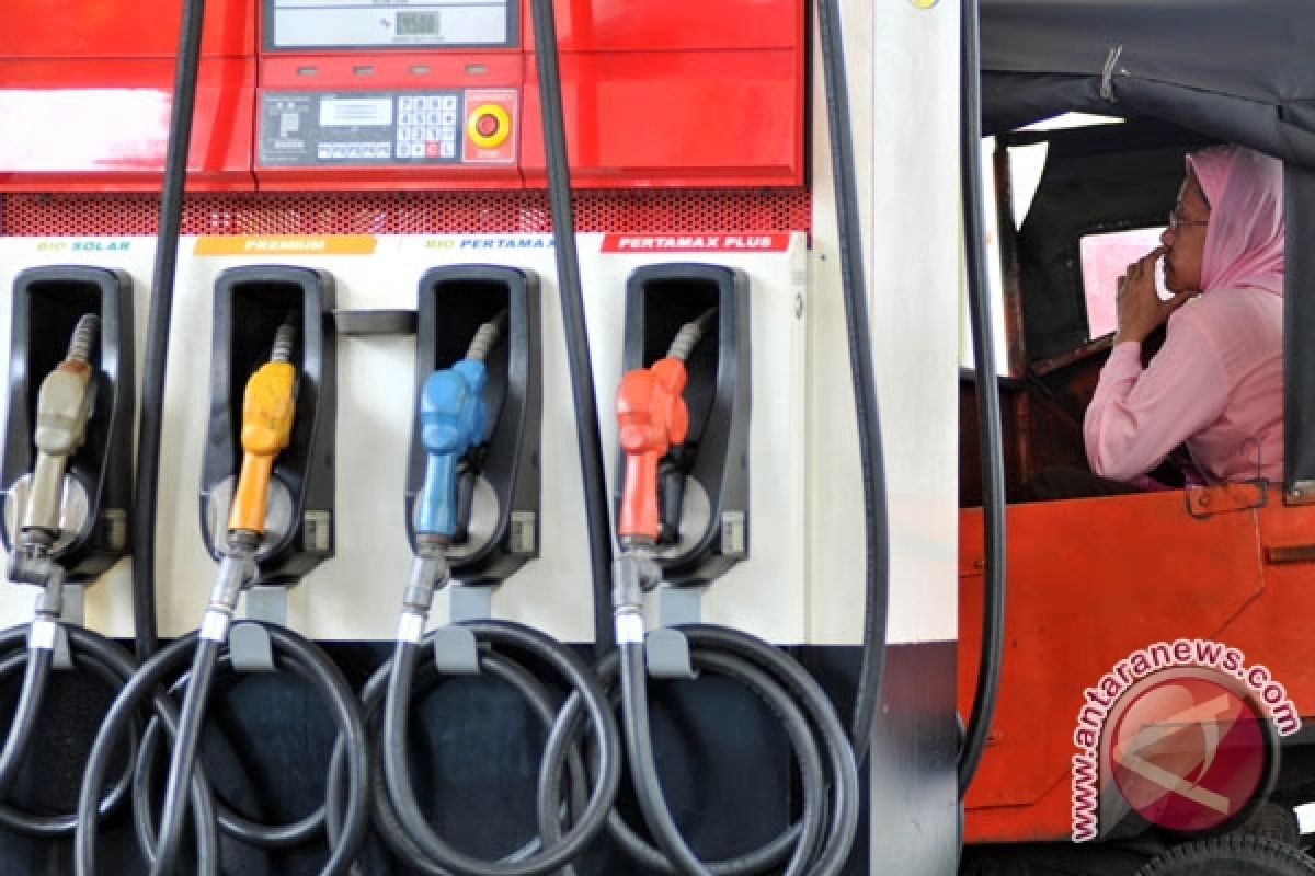 RI govt to implement new regulation on fuel oil soon