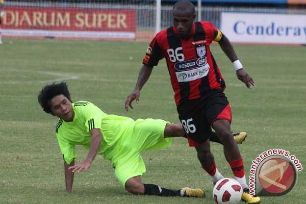 Persipura Kalahkan Persijap 1-0