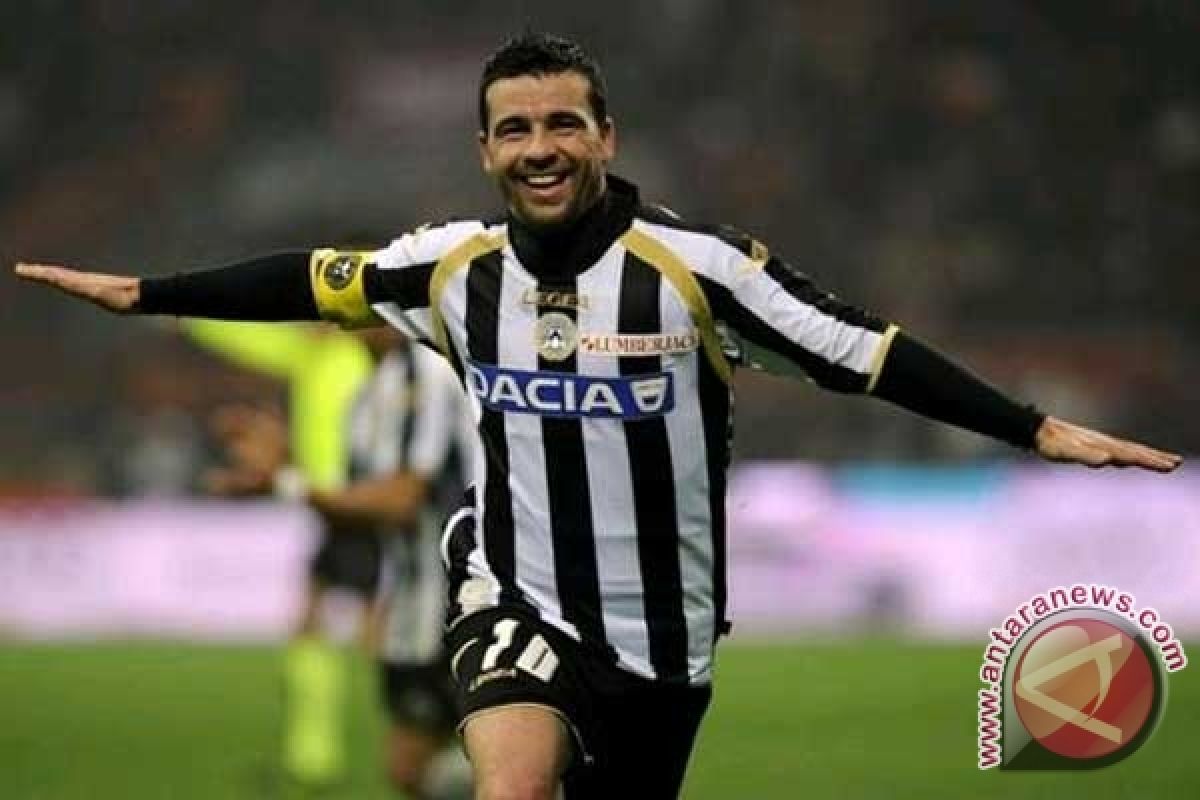 Udinese ambil alih posisi puncak Serie A