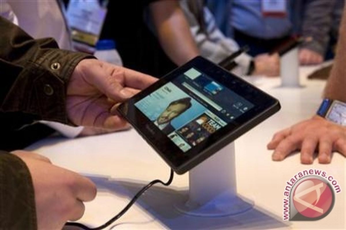 Rival Berat iPad2 Siap Hadir : BlackBerry PlayBook