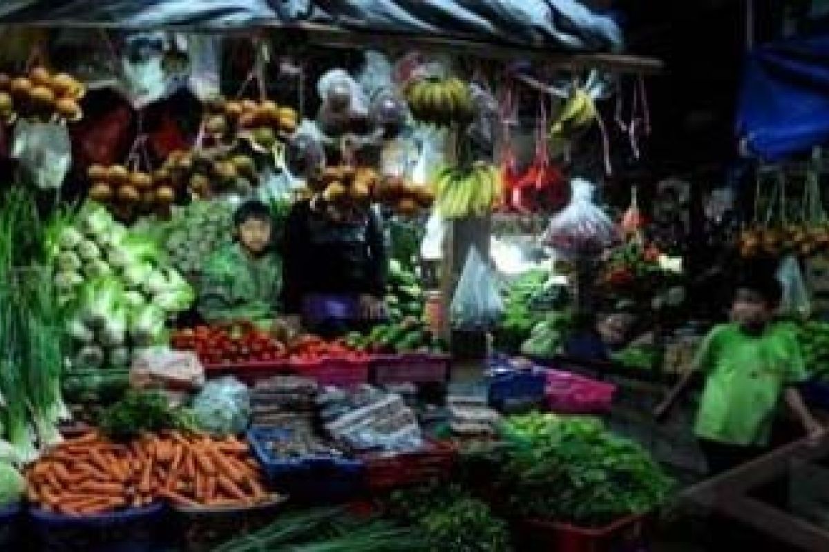 Pasar Mamuju Tengah Pusat Transaksi Transmigran 