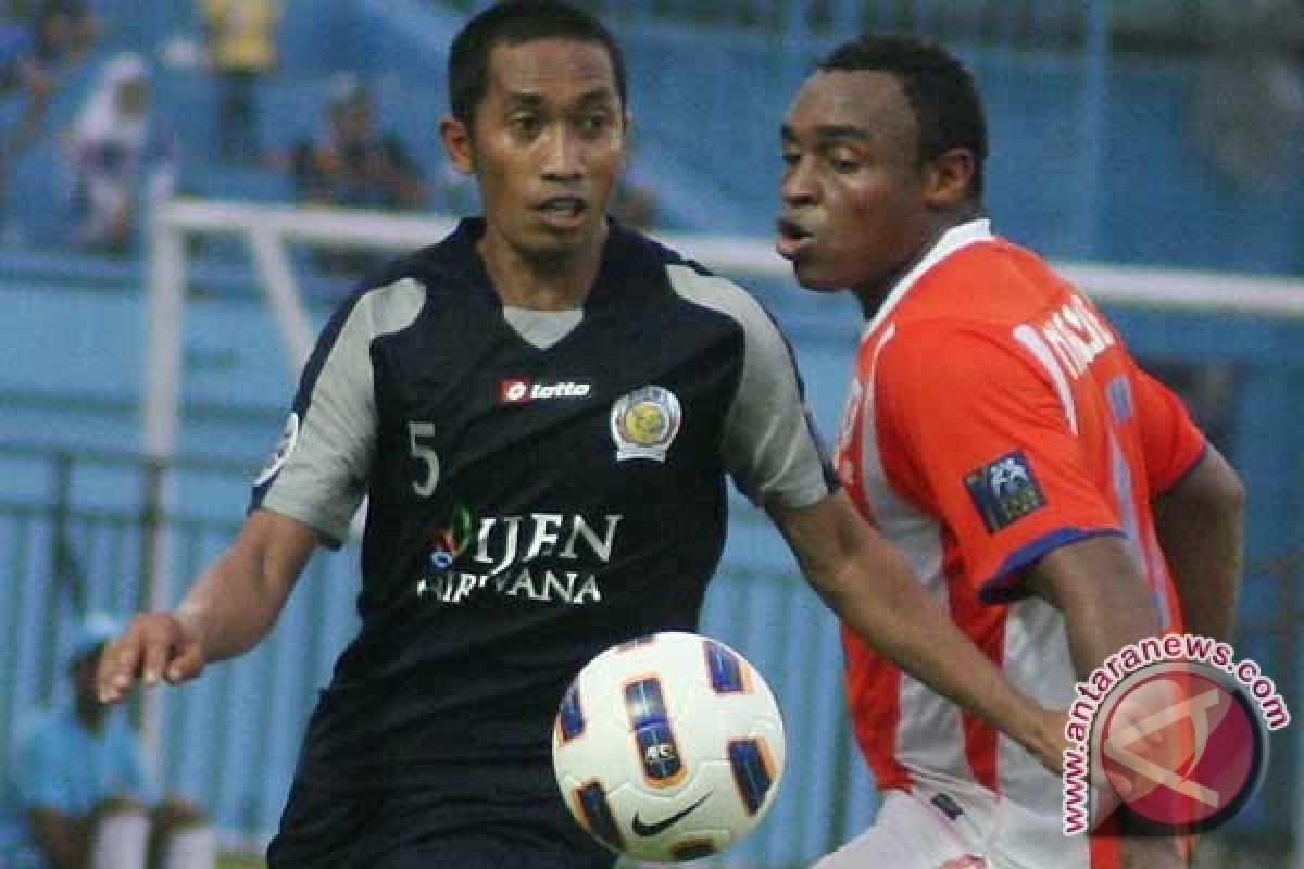 Arema Tertinggal 0-1 dari Shandong Luneng