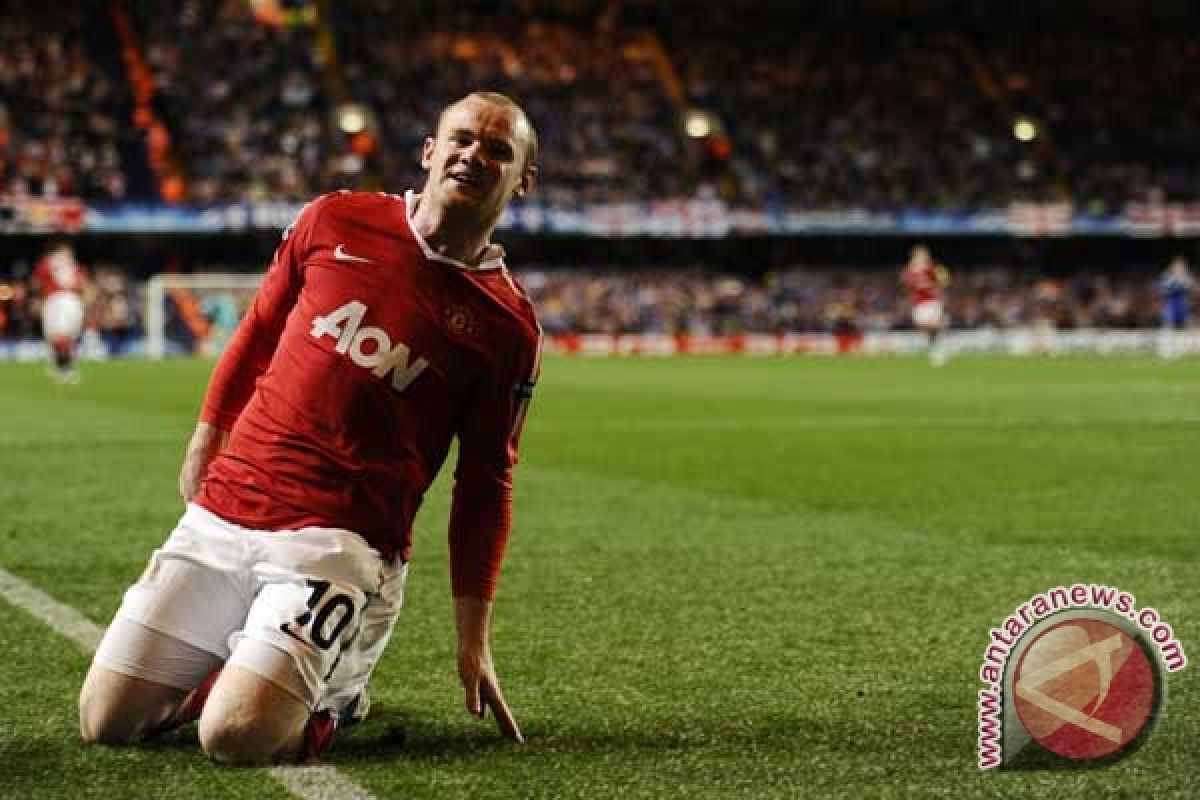 Dwigol Rooney bawa MU kalahkan Sunderland 2-0